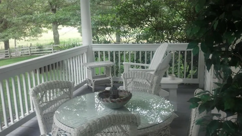 Buffalo Tavern Bed And Breakfast-1