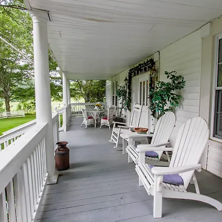 Buffalo Tavern Bed And Breakfast-3